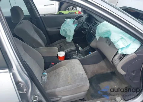 2001 Honda Accord 2.3 Ex из США, поврежденный, VIN 1HGCG56641A100441